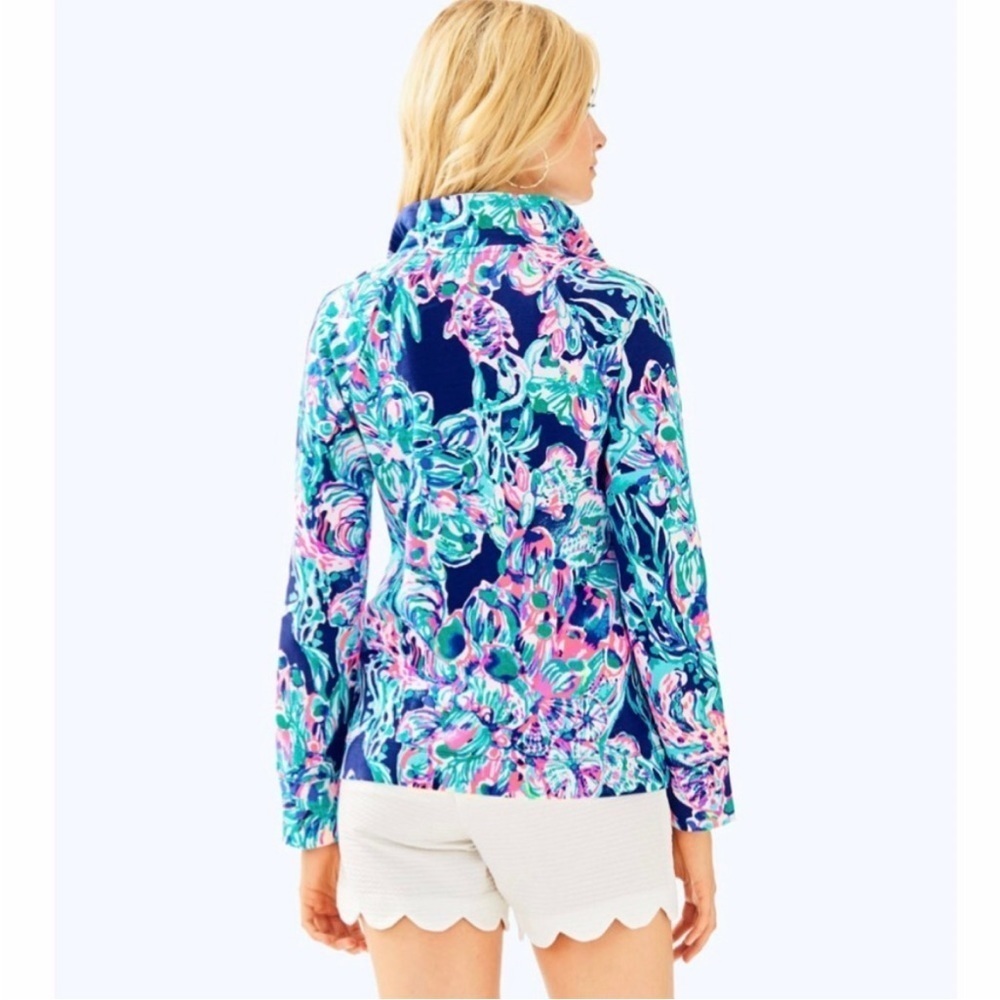 Lilly Pulitzer UPF 50+ Skipper Popover Bright Navy Caught Up Small - Picture 7 of 9